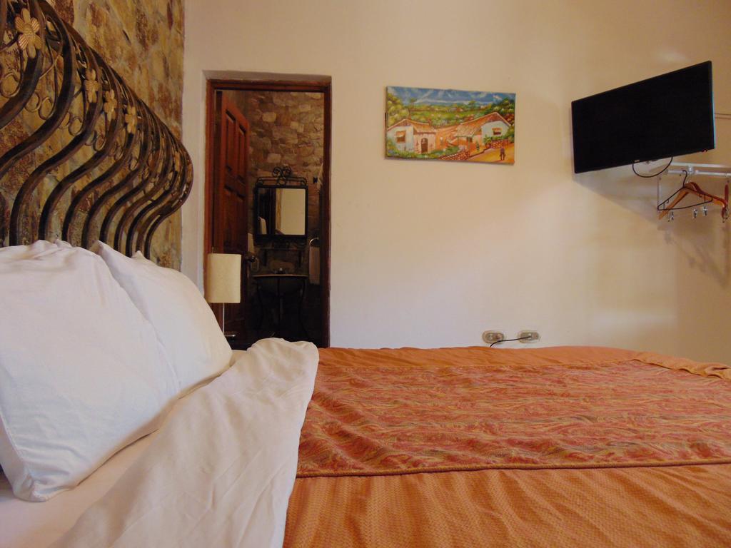 Managua Hills Hotel Екстериор снимка