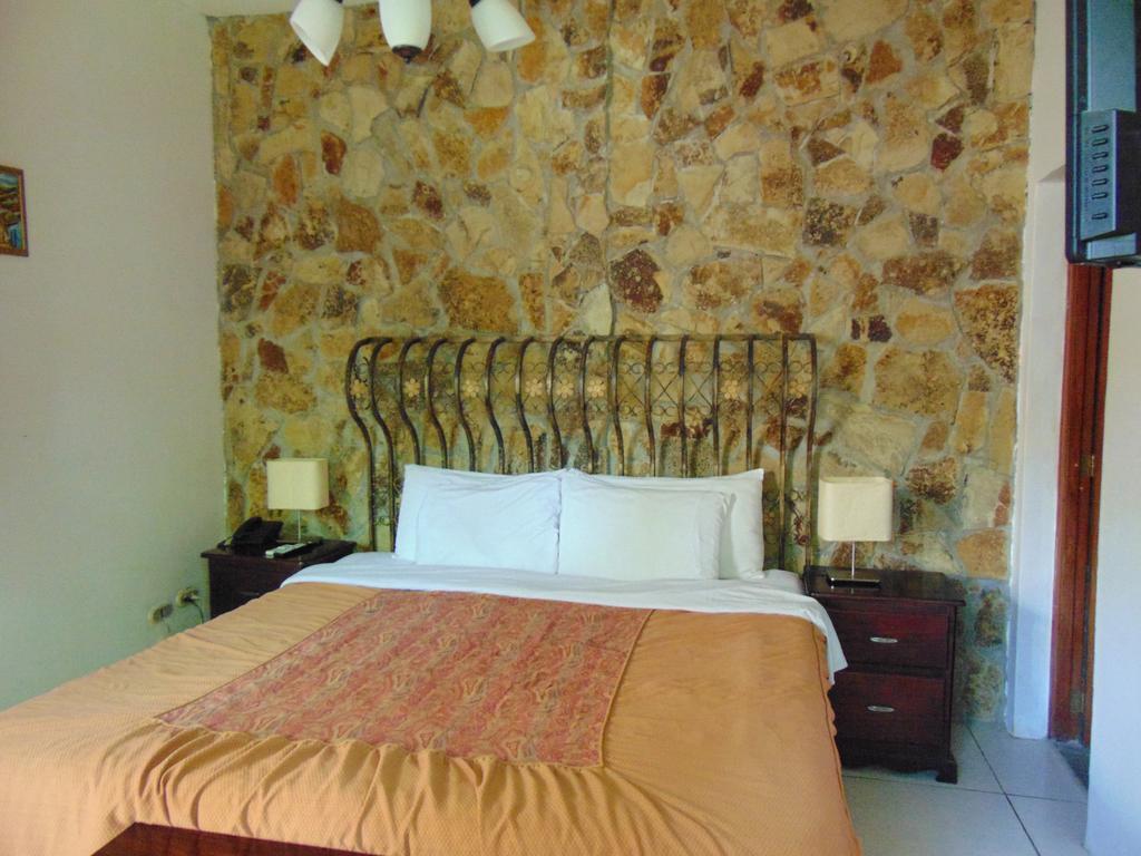 Managua Hills Hotel Екстериор снимка